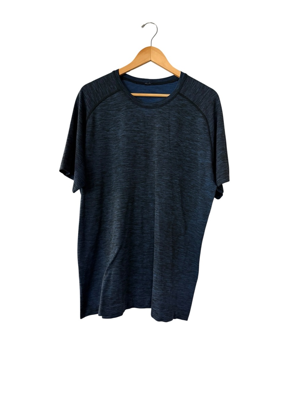 Lululemon Metal Vent Tech Blue Shirt Size XL